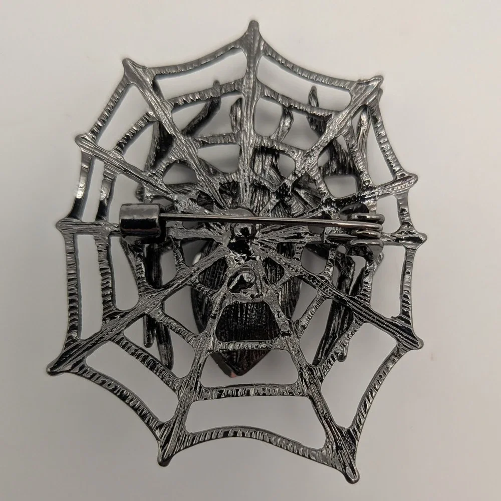 Spider Web Brooch Pin Gunmetal Gray Rhinestone Halloween Gothic Jewelry